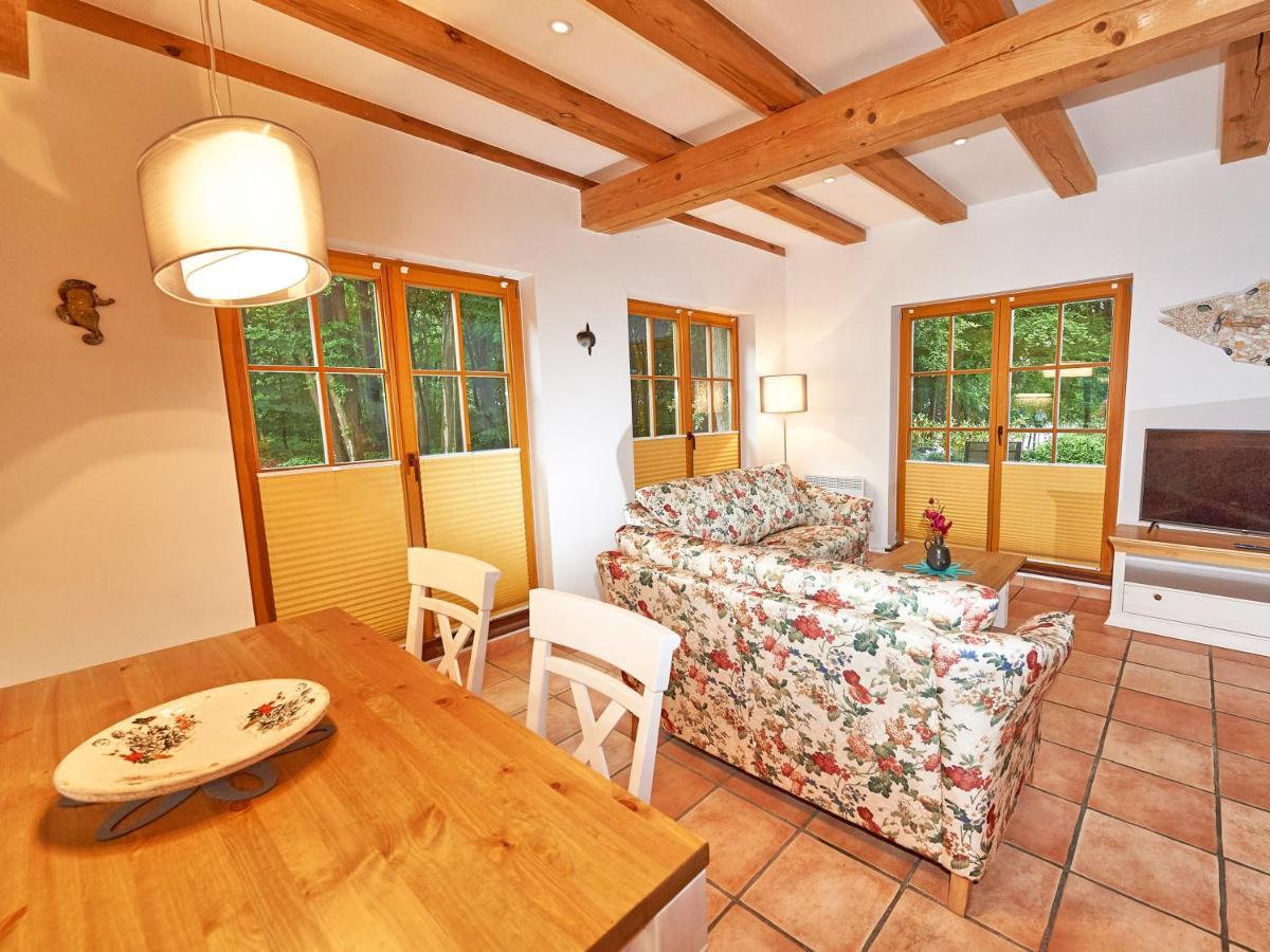 Holiday home Strandschloesschen - Haushaelfte 1 *