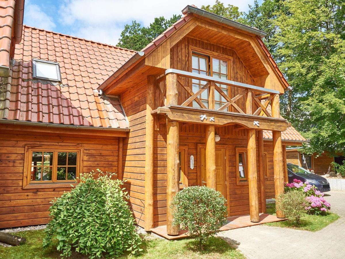 Strandschloesschen - Haushaelfte 1 Holiday home